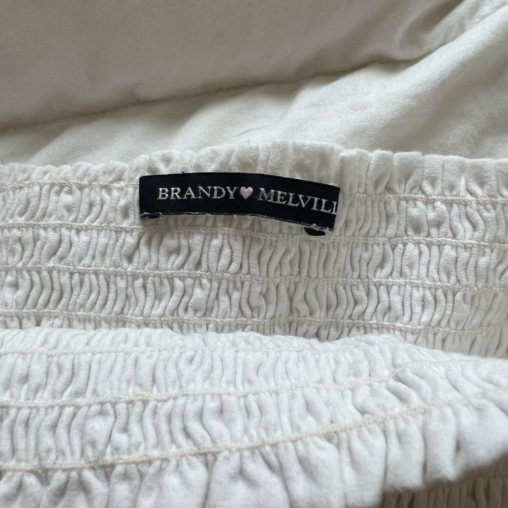 Brady Melville Bandeau